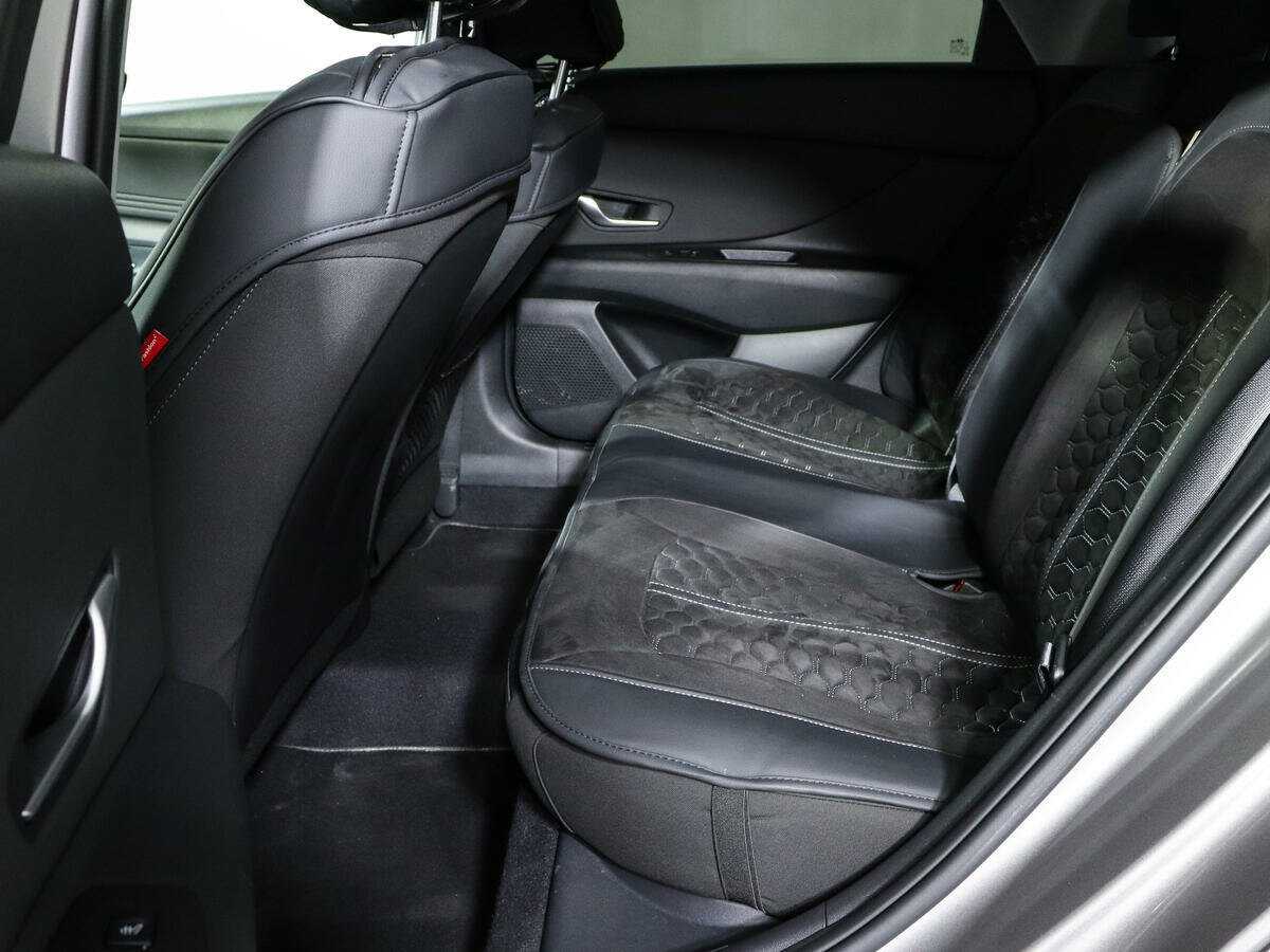 Купить Hyundai Elantra с пробегом. Фото: #8