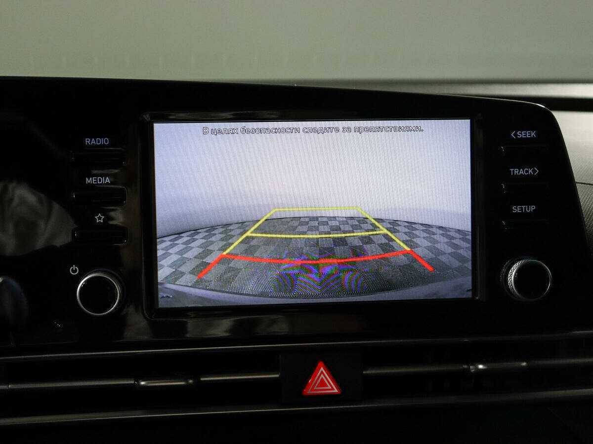 Купить Hyundai Elantra с пробегом. Фото: #14