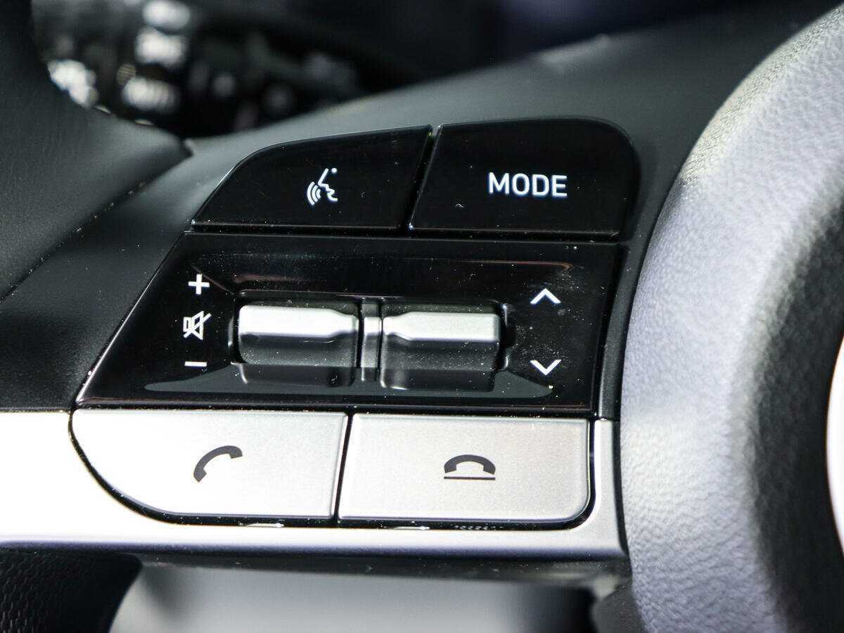 Купить Hyundai Elantra с пробегом. Фото: #19