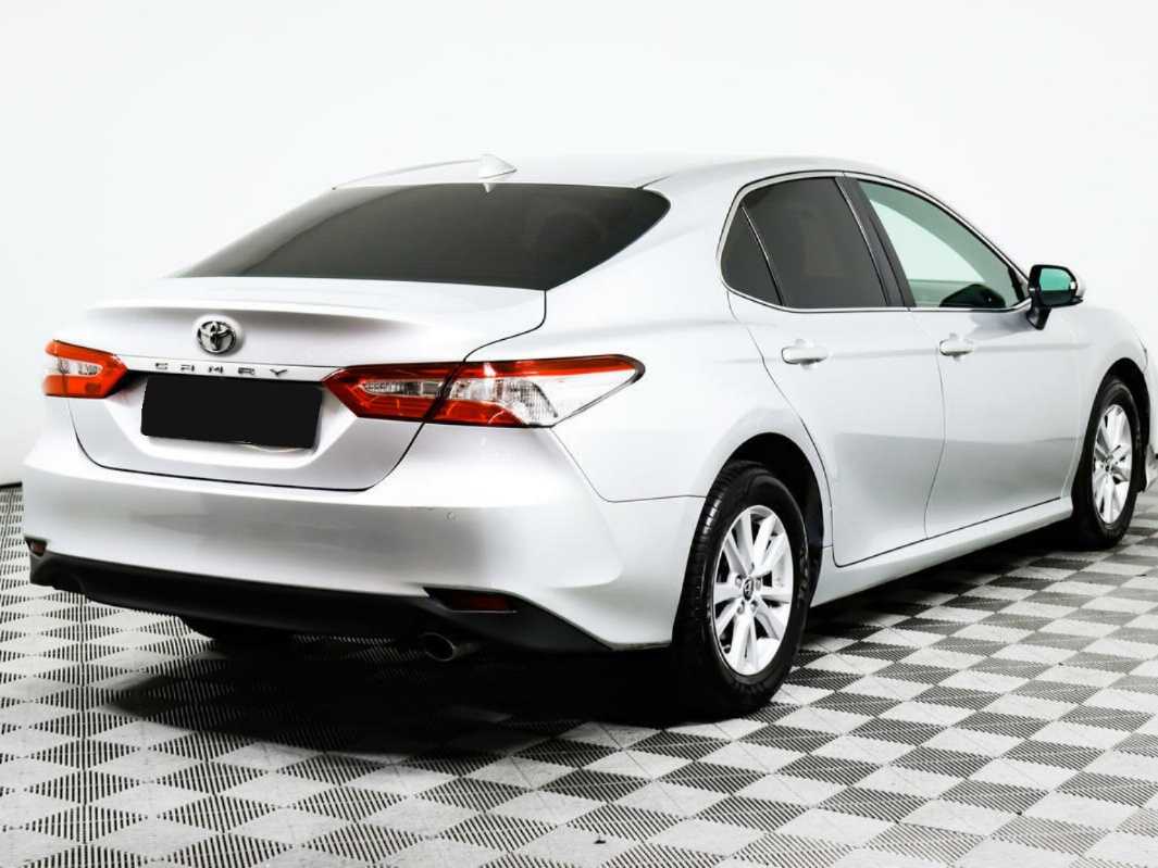 Купить Toyota Camry с пробегом. Фото: #4