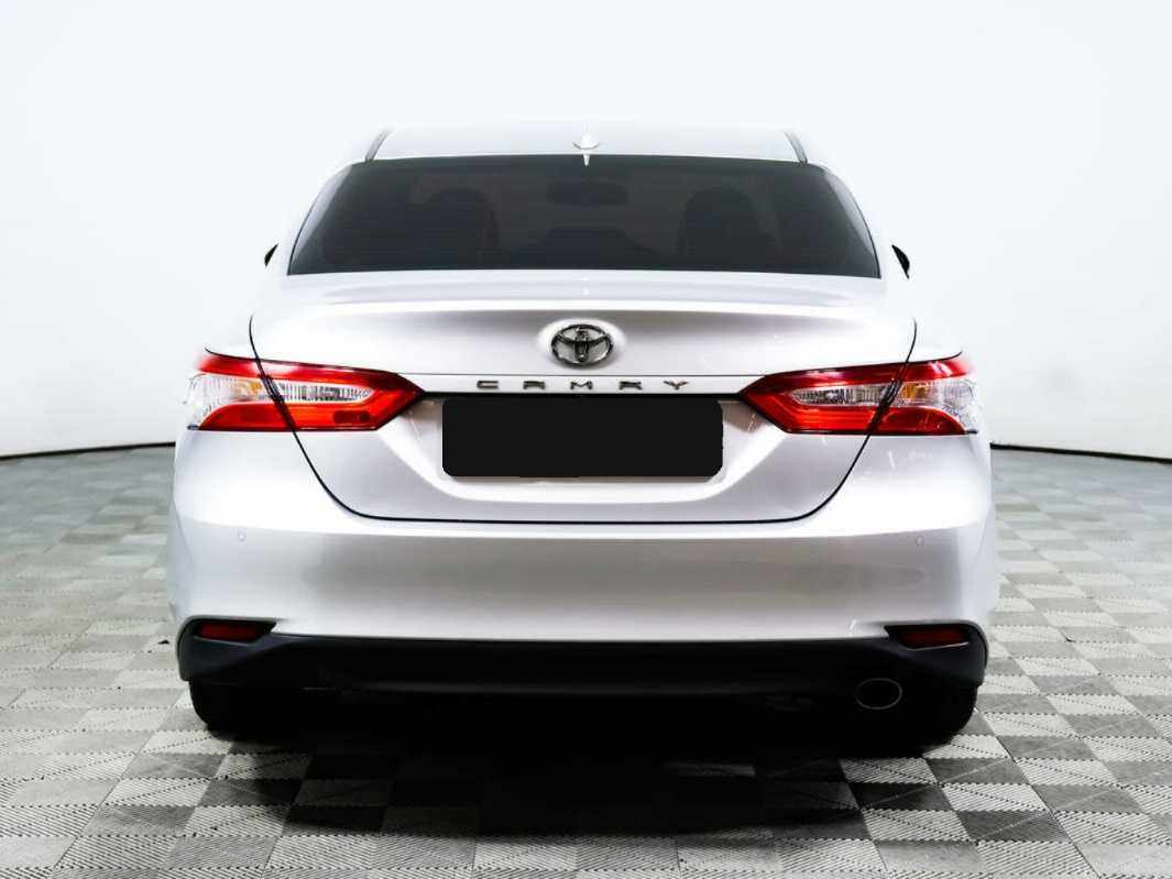 Купить Toyota Camry с пробегом. Фото: #5