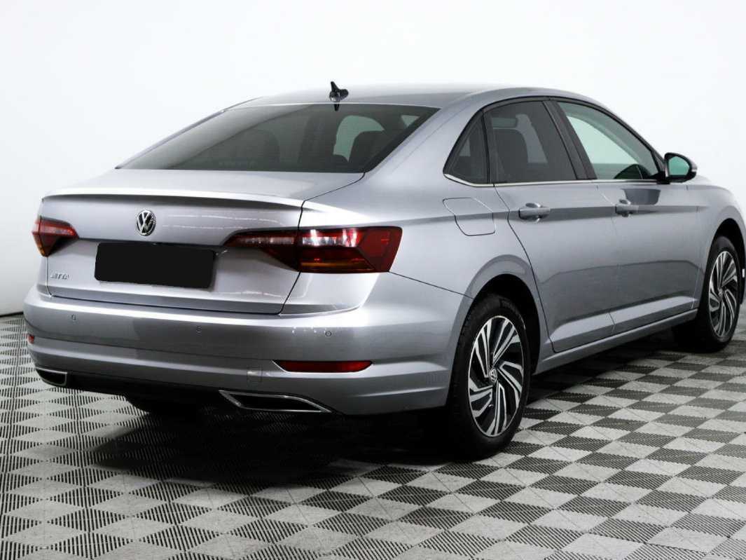 Купить Volkswagen Jetta с пробегом. Фото: #4