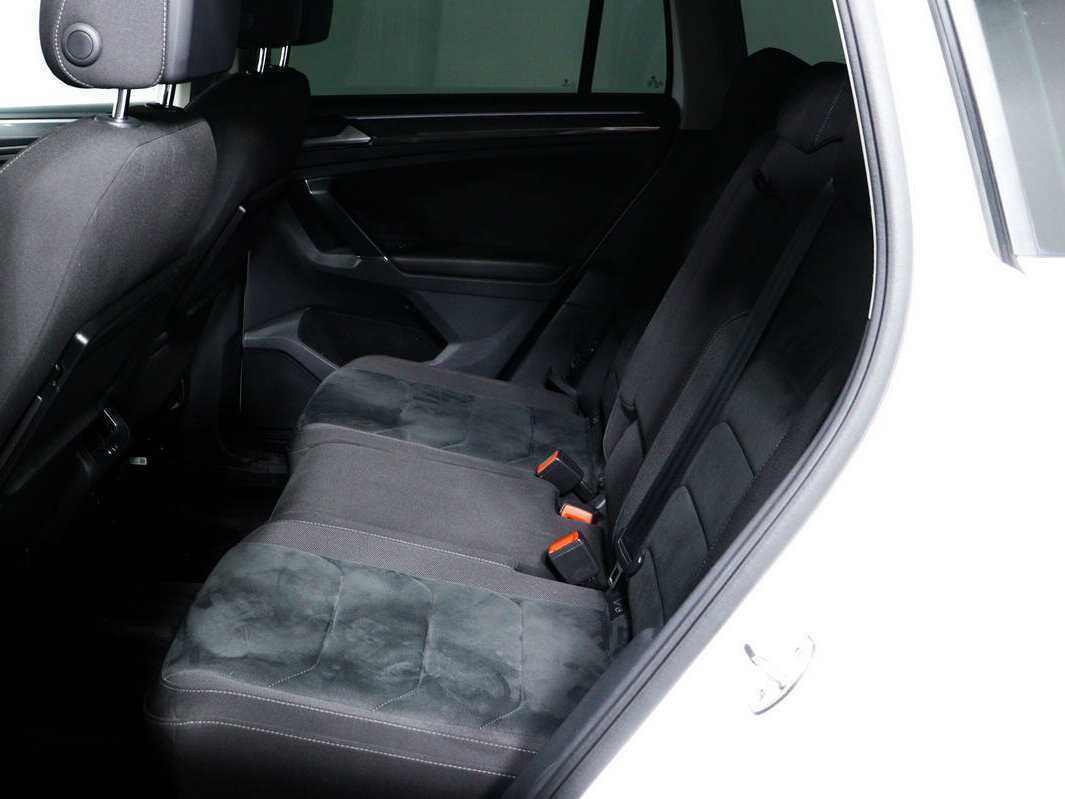 Купить Volkswagen Tiguan с пробегом. Фото: #11