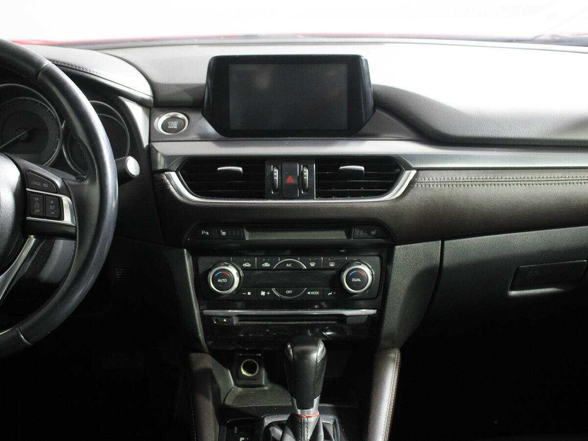 Купить Mazda 6 с пробегом. Фото: #10
