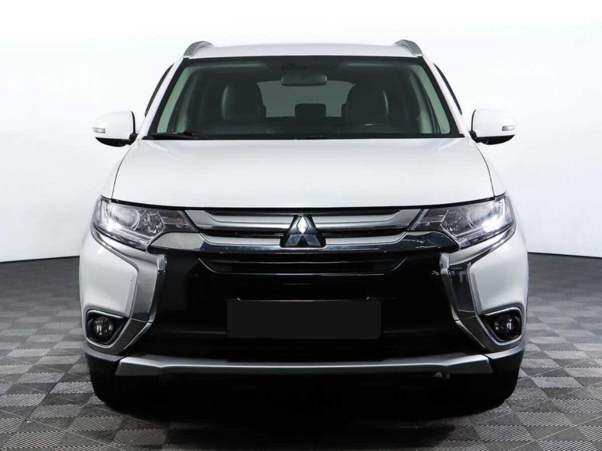 Купить Mitsubishi Outlander с пробегом. Фото: #1
