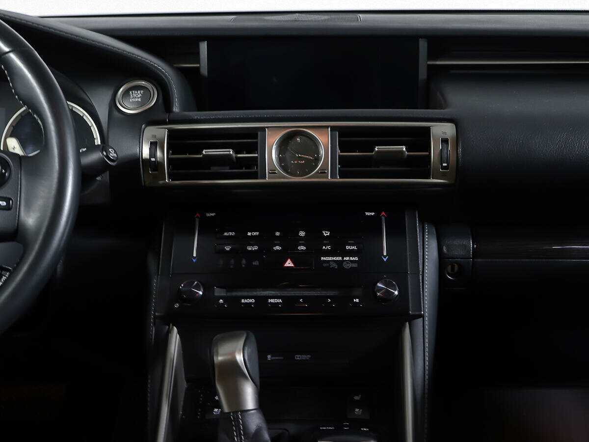 Купить Lexus IS с пробегом. Фото: #11