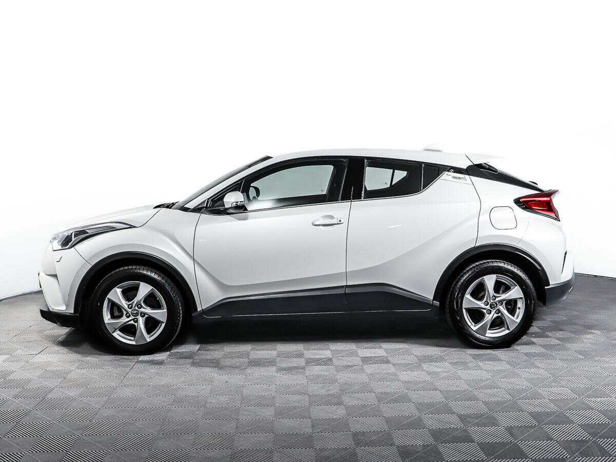 Купить Toyota C-HR с пробегом. Фото: #7