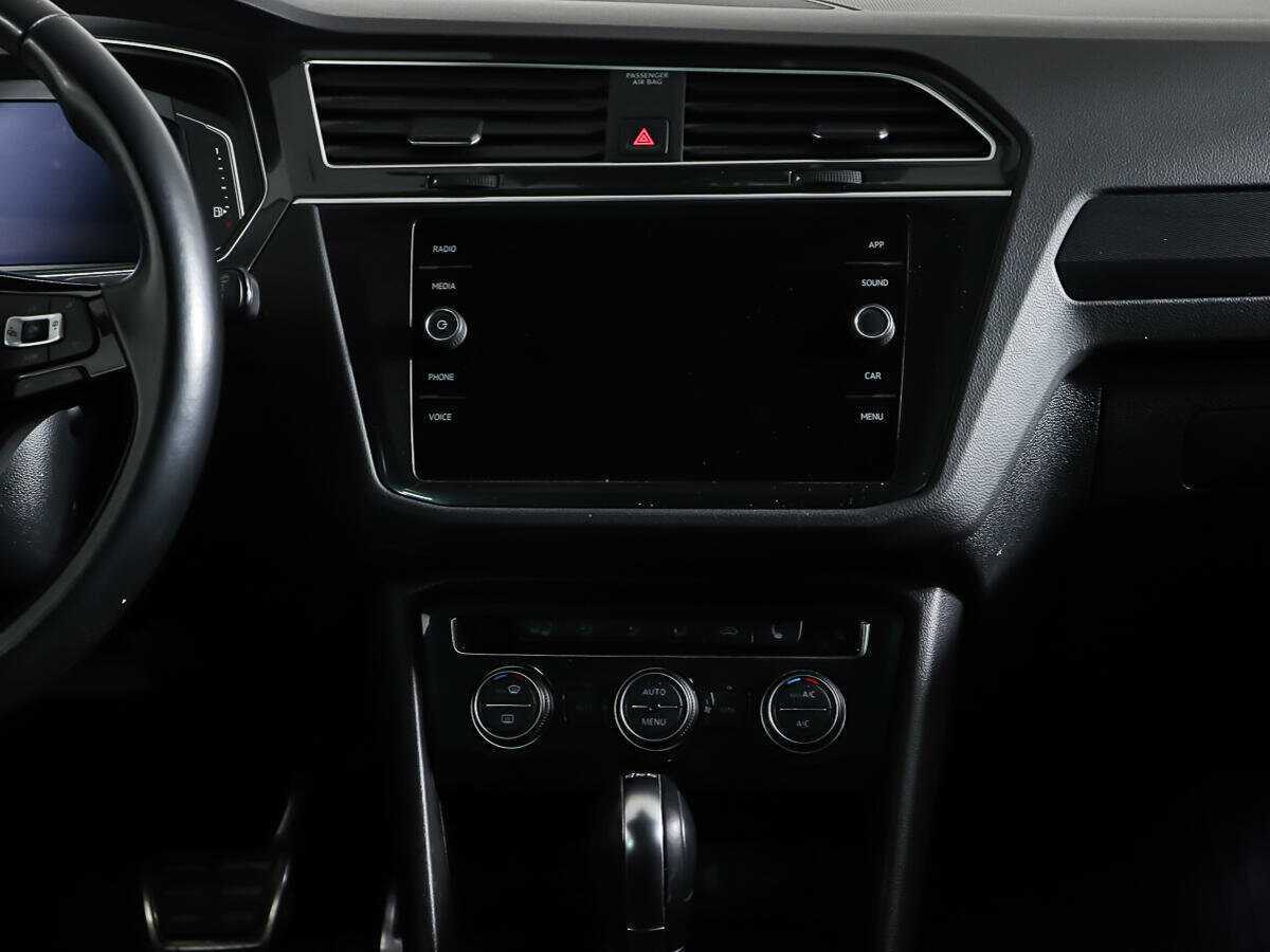 Купить Volkswagen Tiguan с пробегом. Фото: #13