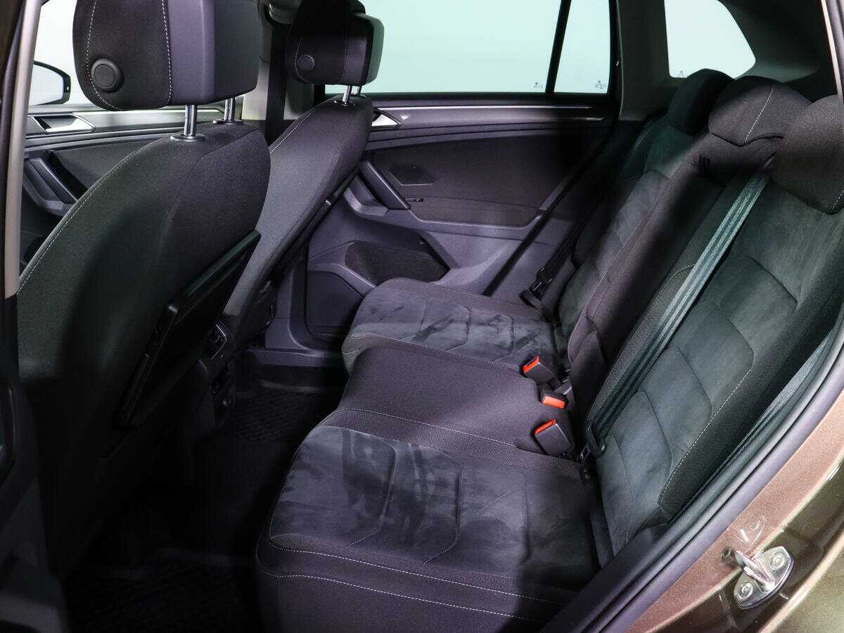 Купить Volkswagen Tiguan с пробегом. Фото: #9