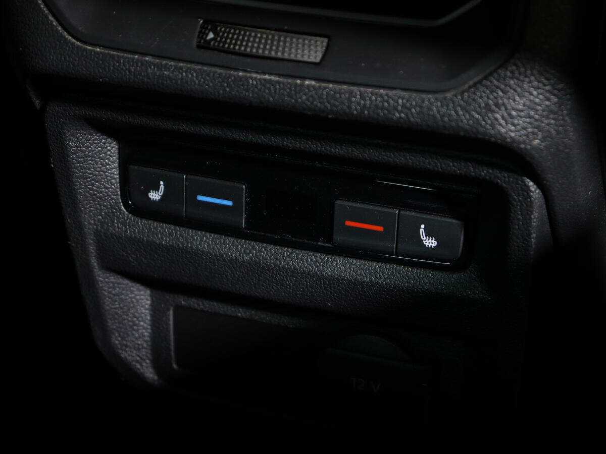 Купить Volkswagen Tiguan с пробегом. Фото: #15