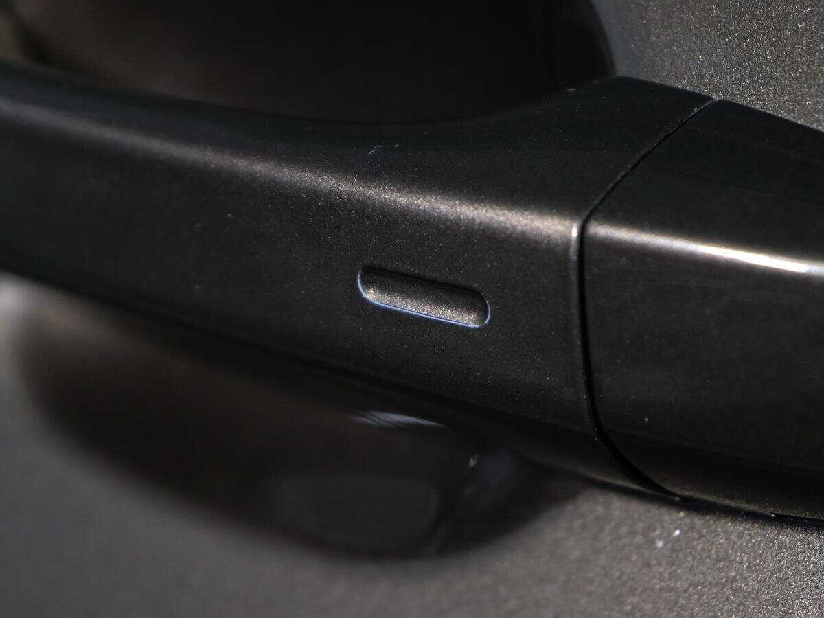 Купить Volkswagen Tiguan с пробегом. Фото: #18