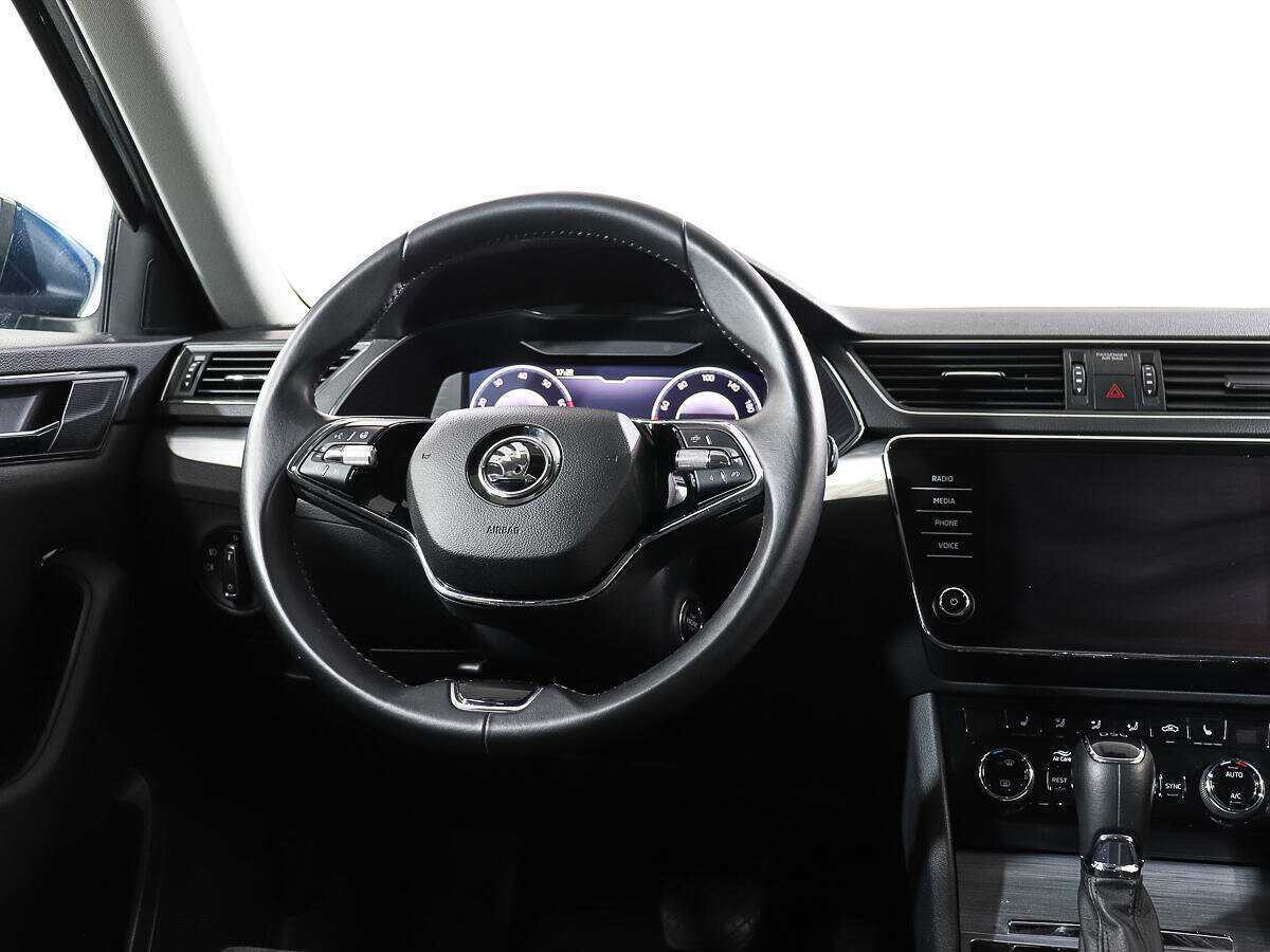 Купить Skoda Superb с пробегом. Фото: #13