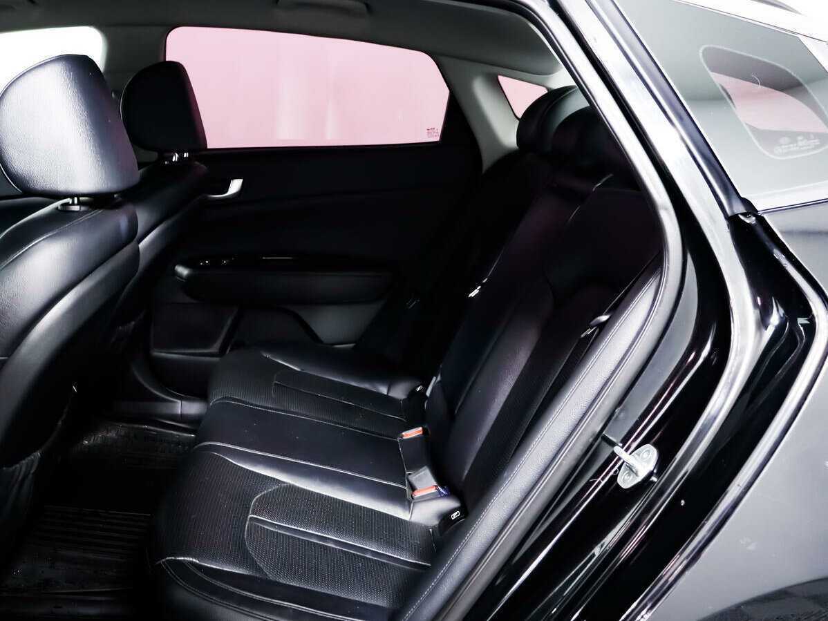 Купить Kia Optima с пробегом. Фото: #9