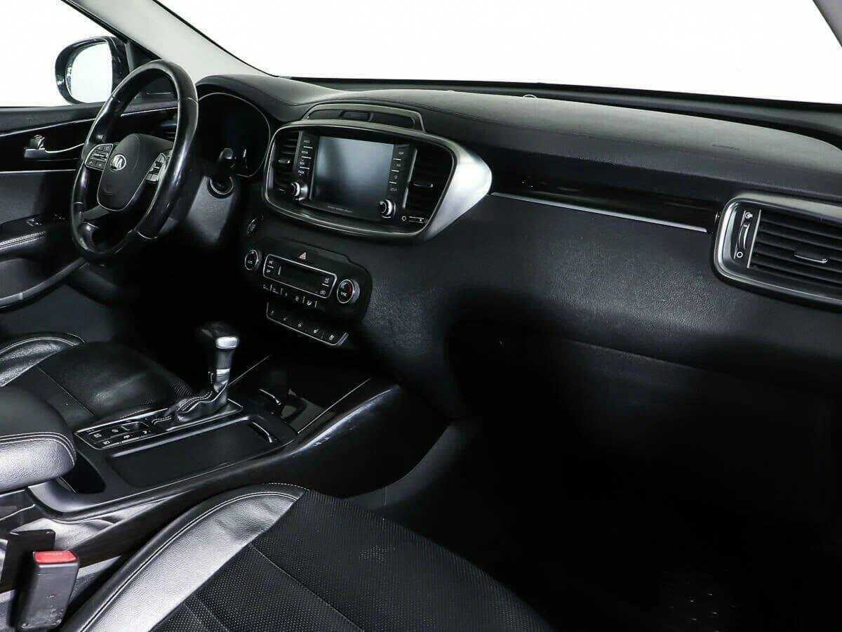 Купить Kia Sorento с пробегом. Фото: #8