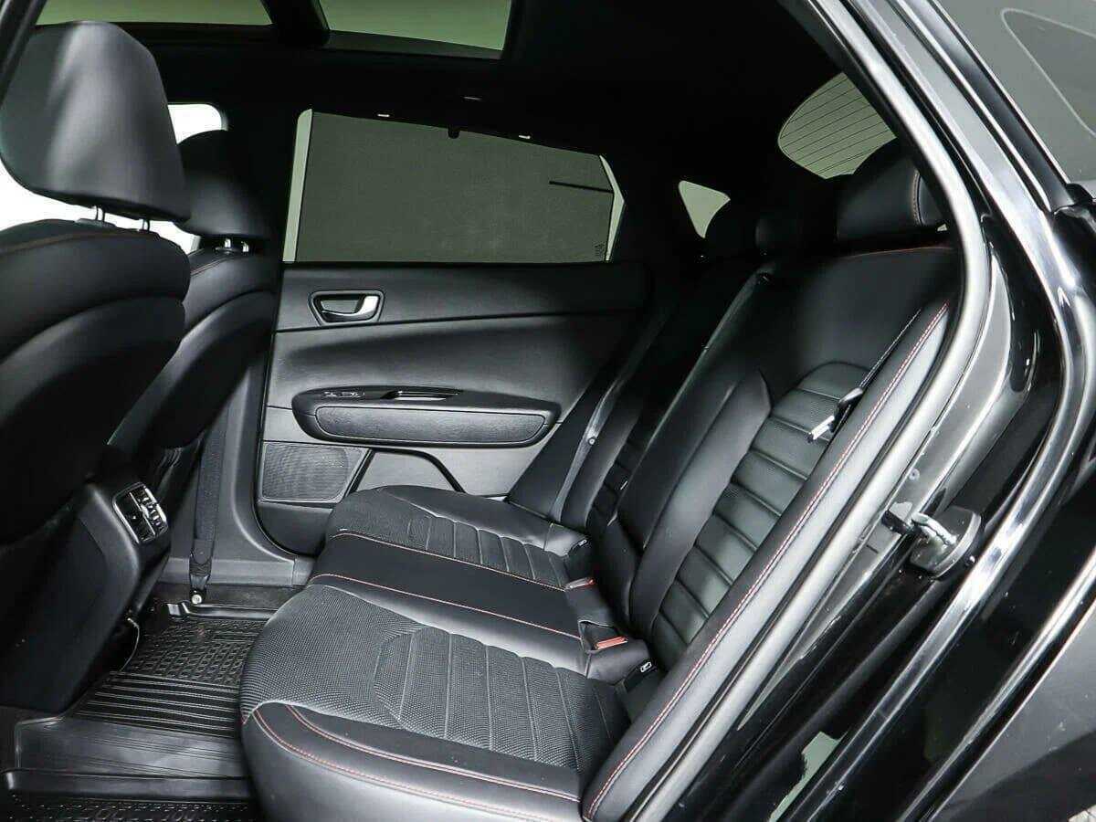 Купить Kia Optima с пробегом. Фото: #13