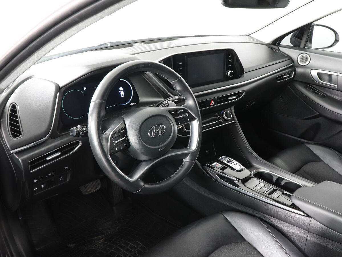 Купить Hyundai Sonata с пробегом. Фото: #8