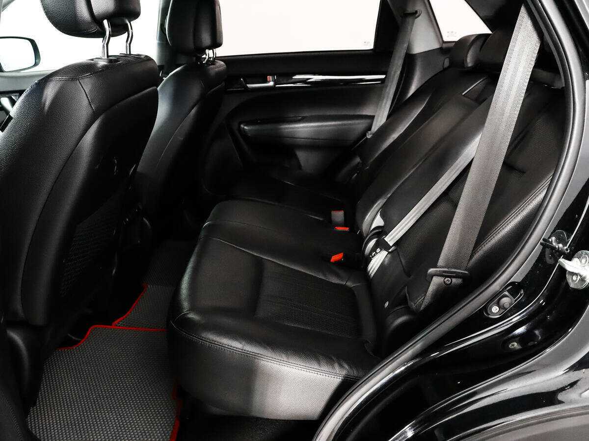Купить Kia Sorento с пробегом. Фото: #9