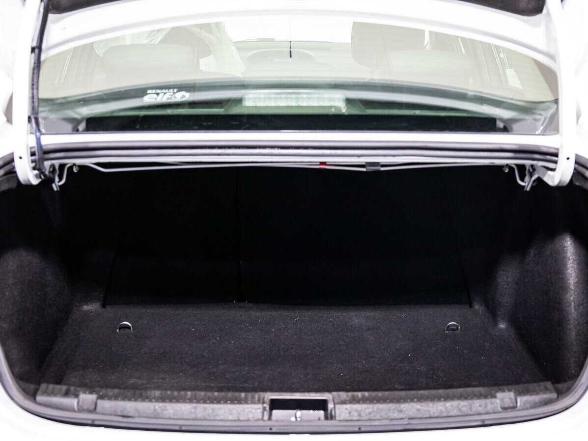 Купить Renault Fluence с пробегом. Фото: #16