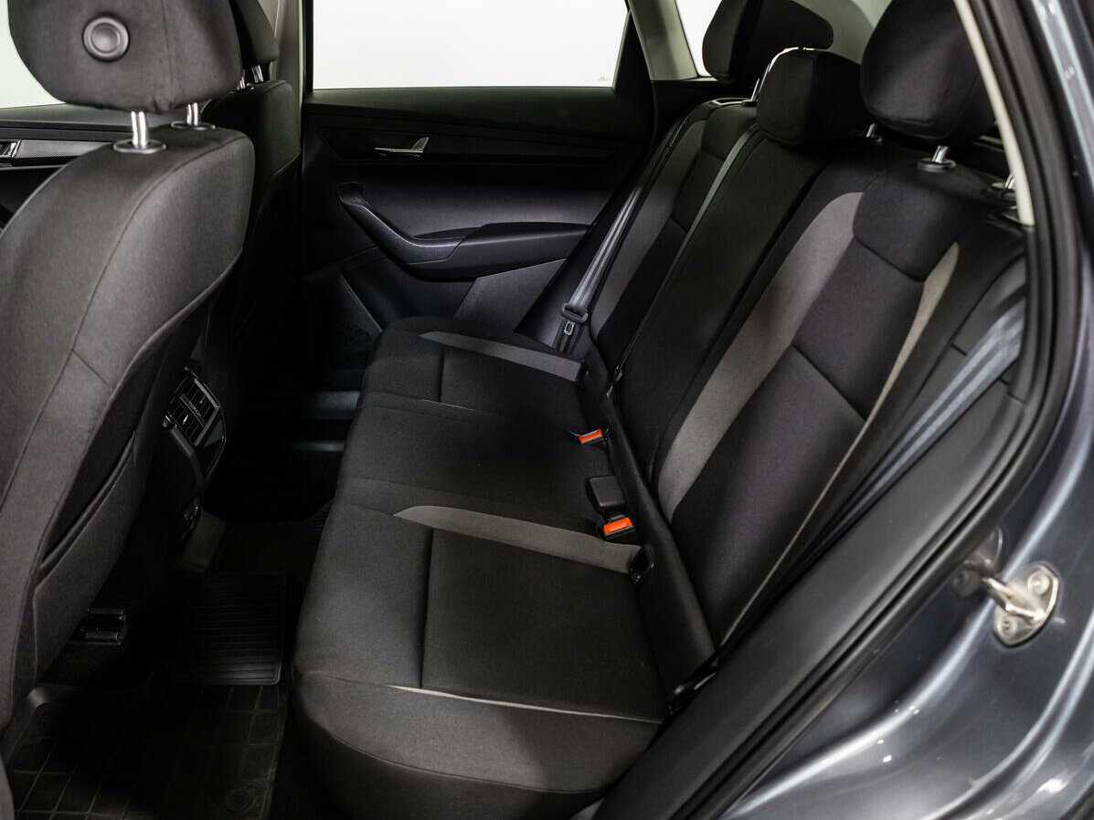 Купить Skoda Karoq с пробегом. Фото: #7
