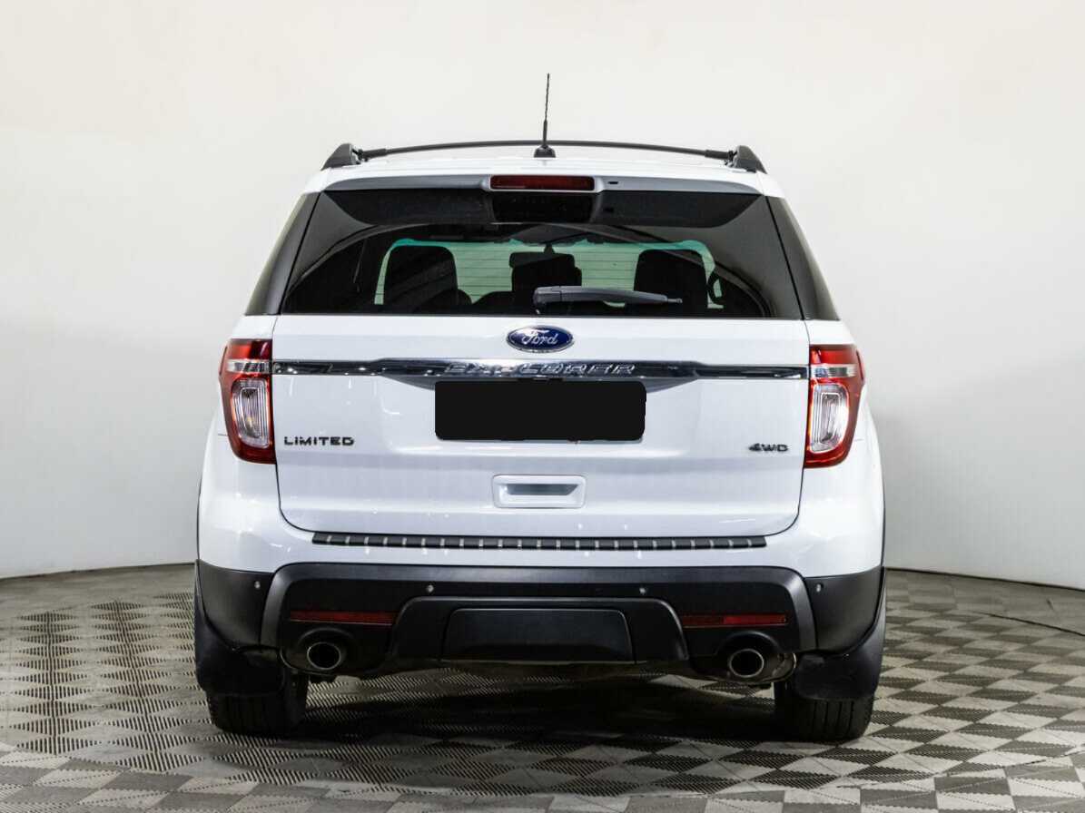 Купить Ford Explorer с пробегом. Фото: #5