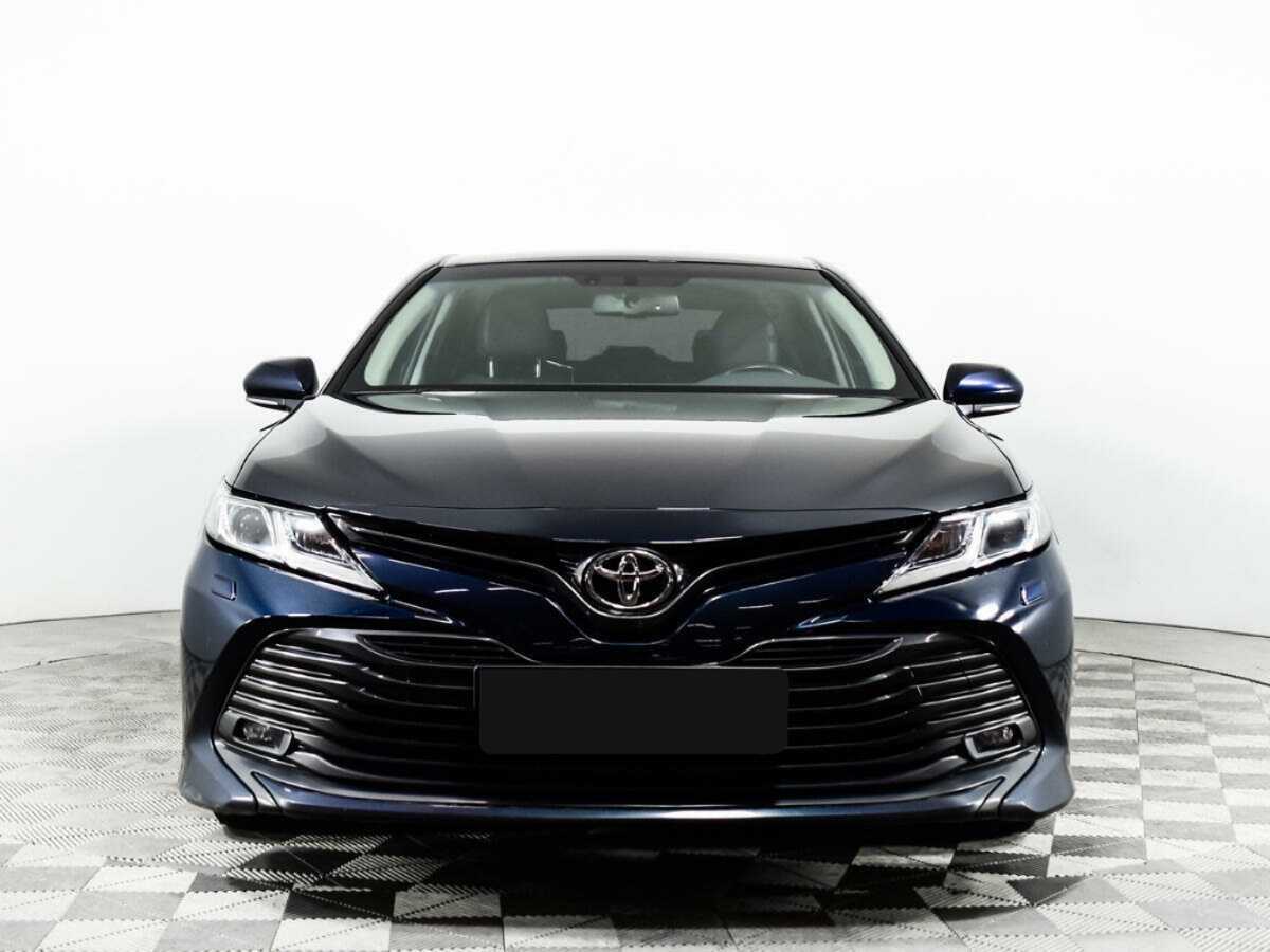 Купить Toyota Camry с пробегом. Фото: #2