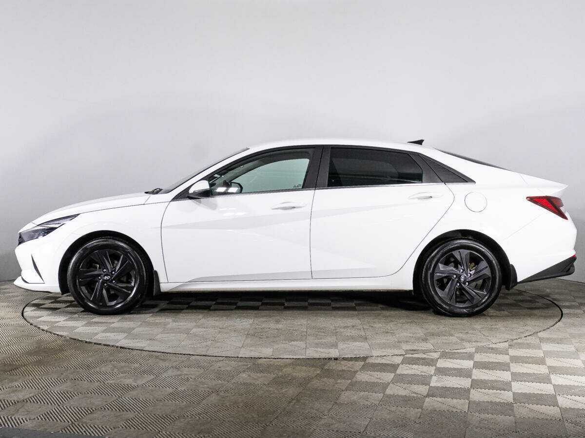 Купить Hyundai Elantra с пробегом. Фото: #7