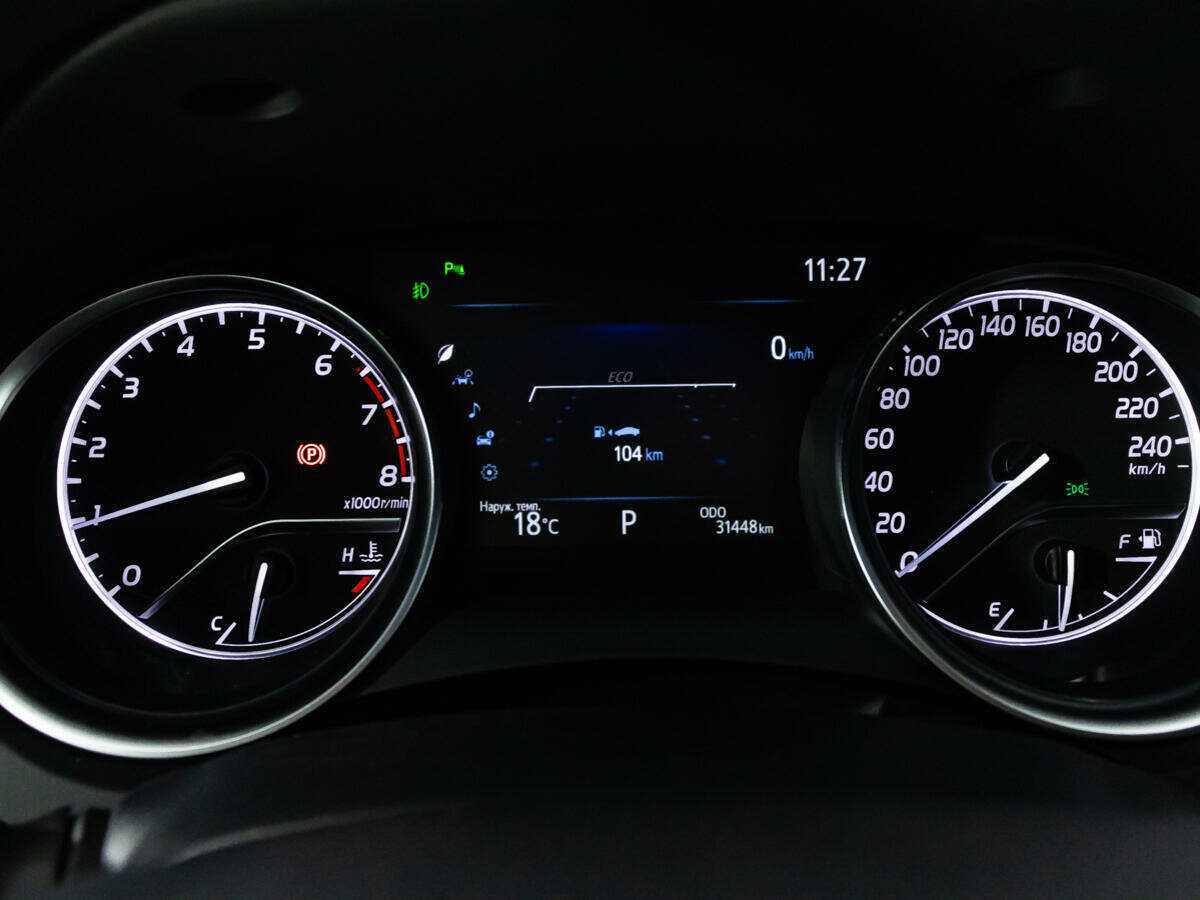 Купить Toyota Camry с пробегом. Фото: #11
