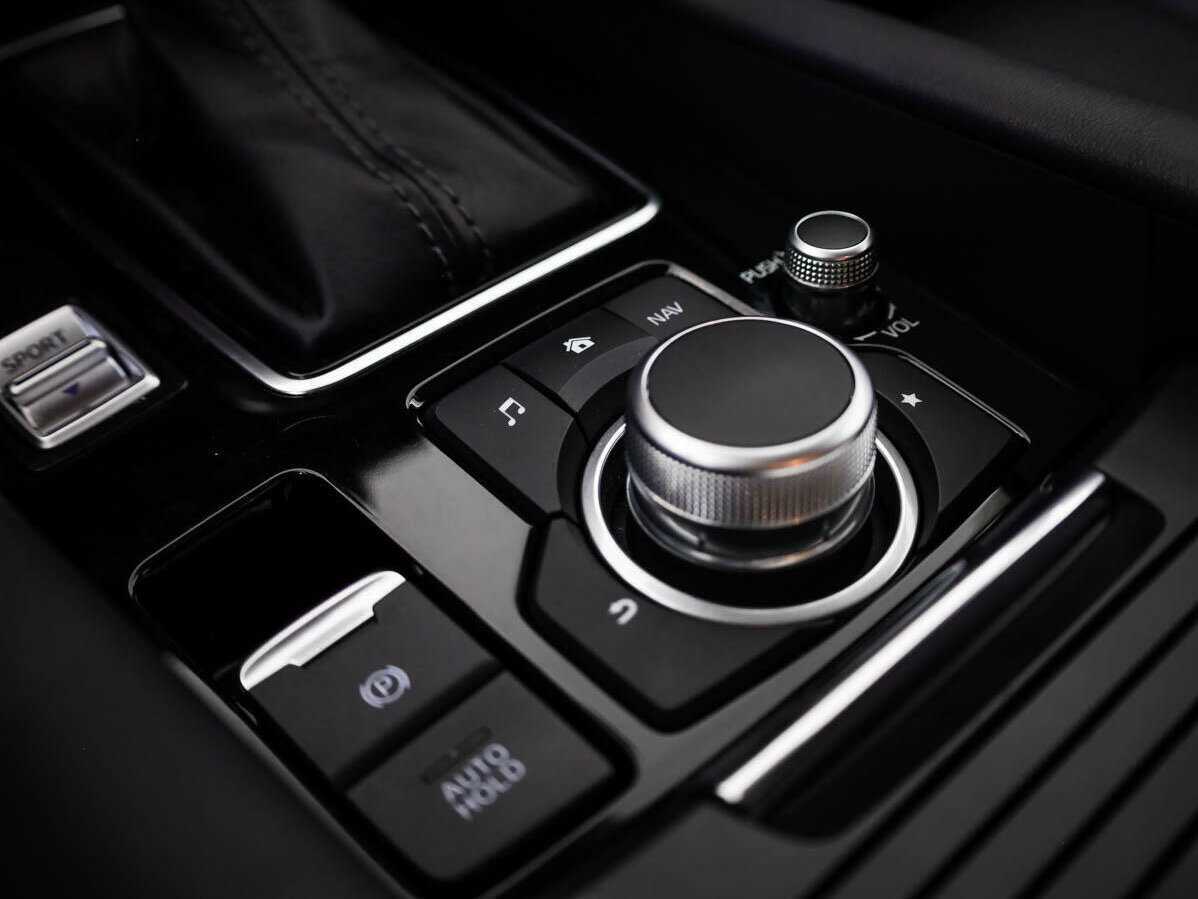 Купить Mazda 6 с пробегом. Фото: #16