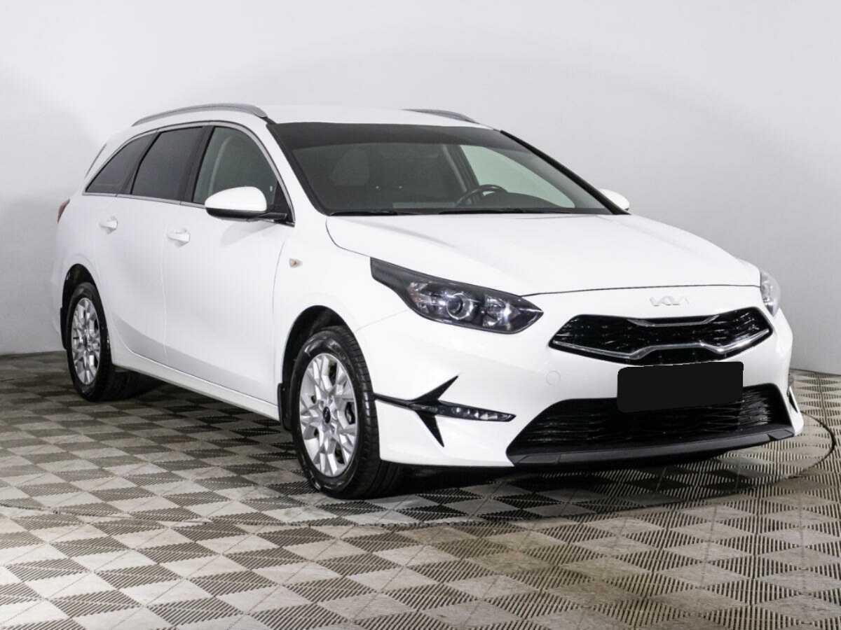 Купить Kia Ceed с пробегом. Фото: #2