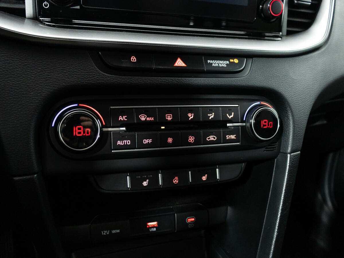 Купить Kia Ceed с пробегом. Фото: #18