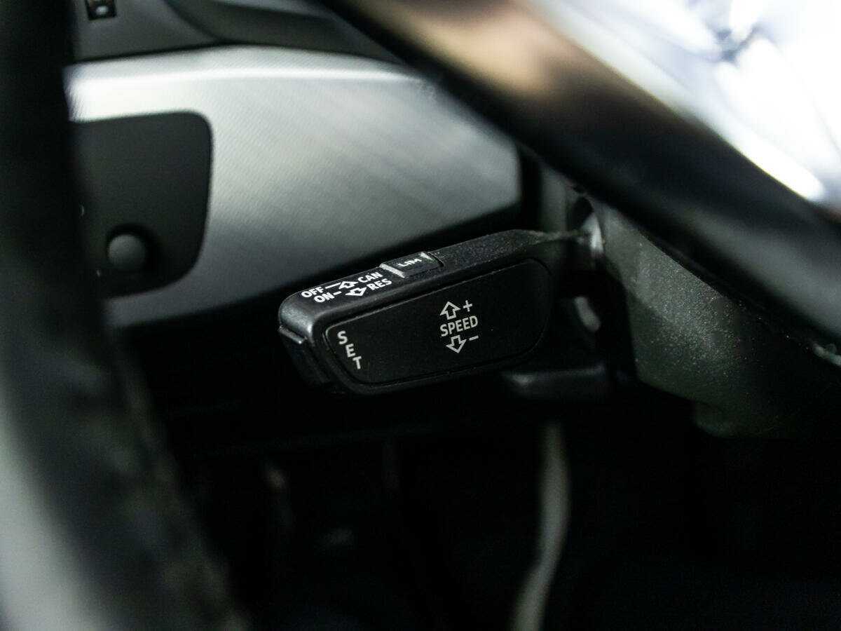 Купить Audi A4 с пробегом. Фото: #21