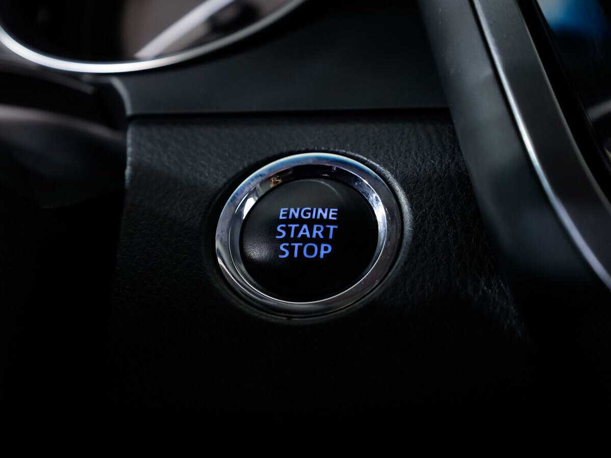 Купить Toyota Camry с пробегом. Фото: #21