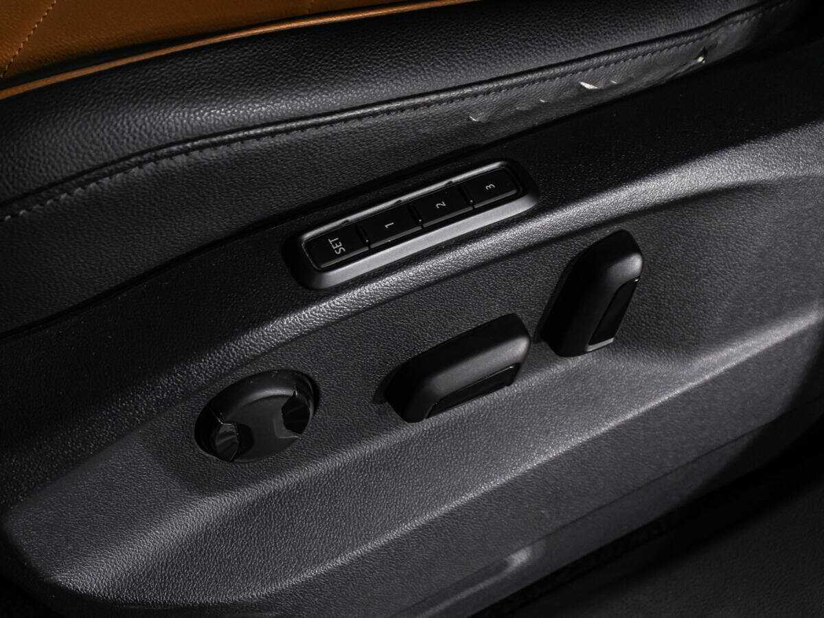 Купить Volkswagen Tiguan с пробегом. Фото: #13