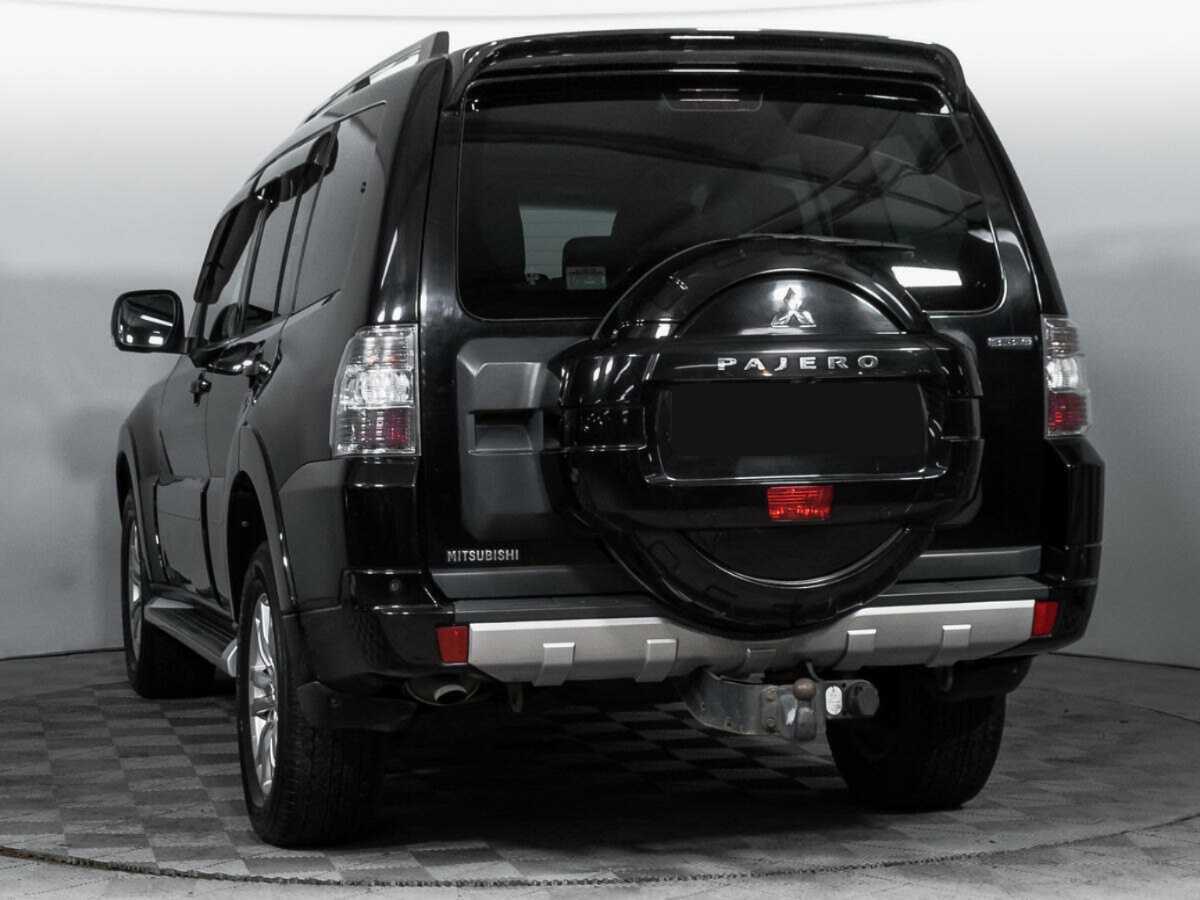 Купить Mitsubishi Pajero с пробегом. Фото: #6