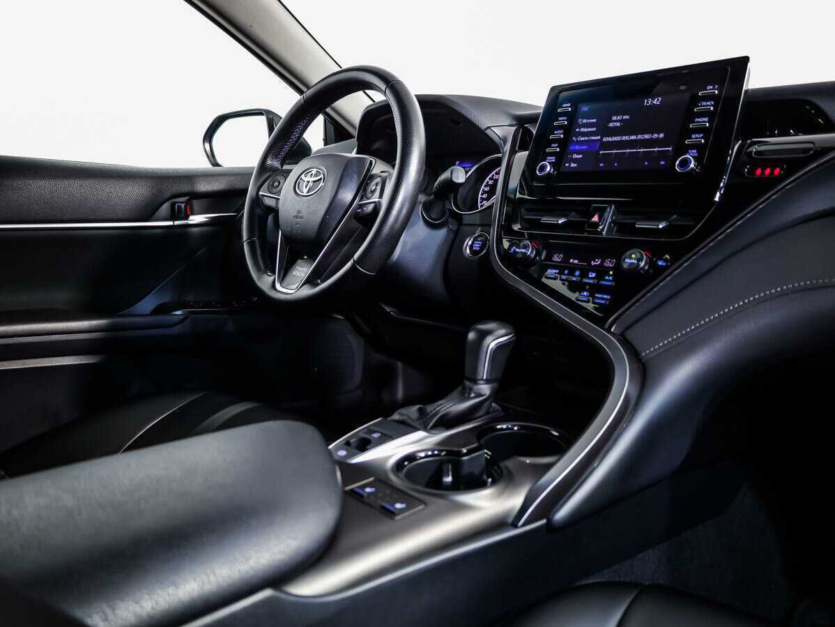 Купить Toyota Camry с пробегом. Фото: #7