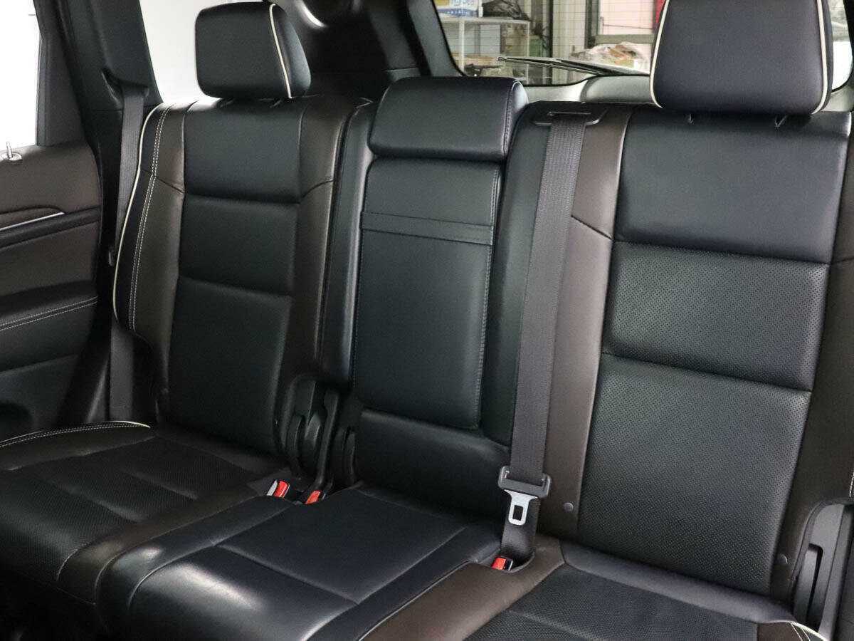 Купить Jeep Grand Cherokee с пробегом. Фото: #13