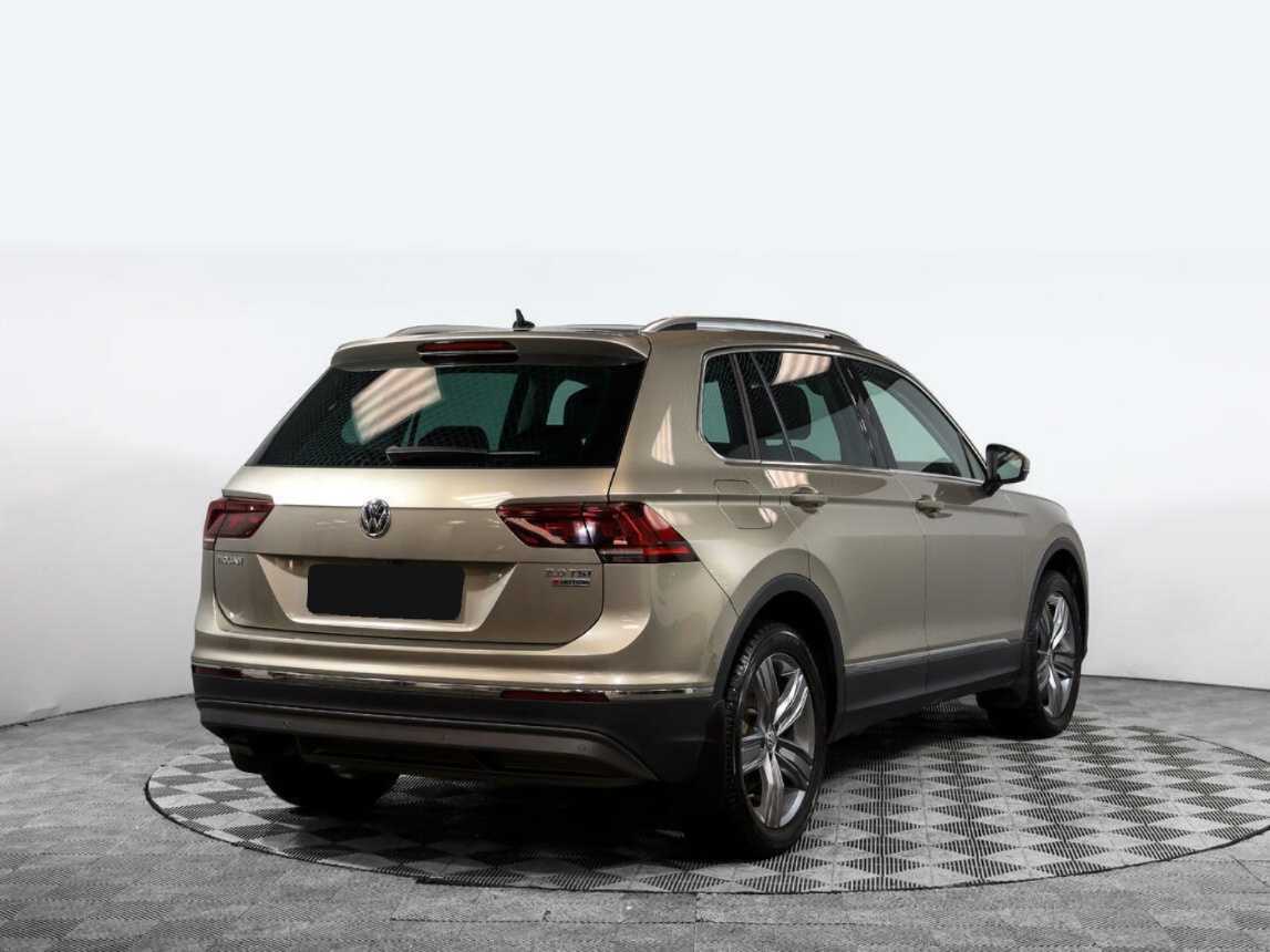 Купить Volkswagen Tiguan с пробегом. Фото: #3