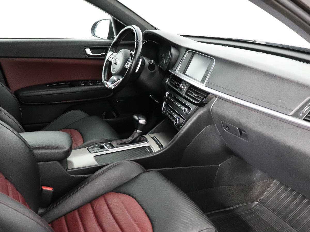 Купить Kia Optima с пробегом. Фото: #8