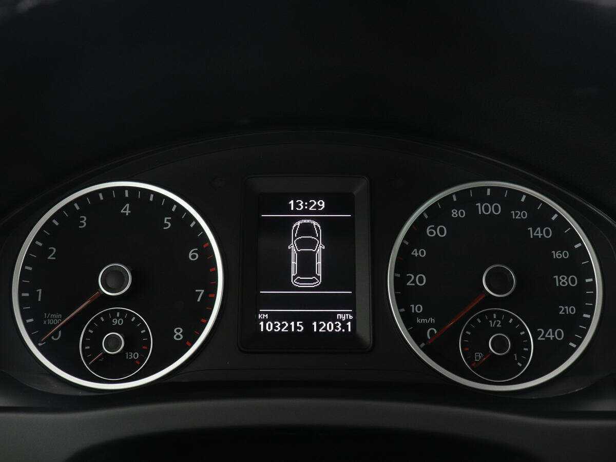 Купить Volkswagen Tiguan с пробегом. Фото: #10