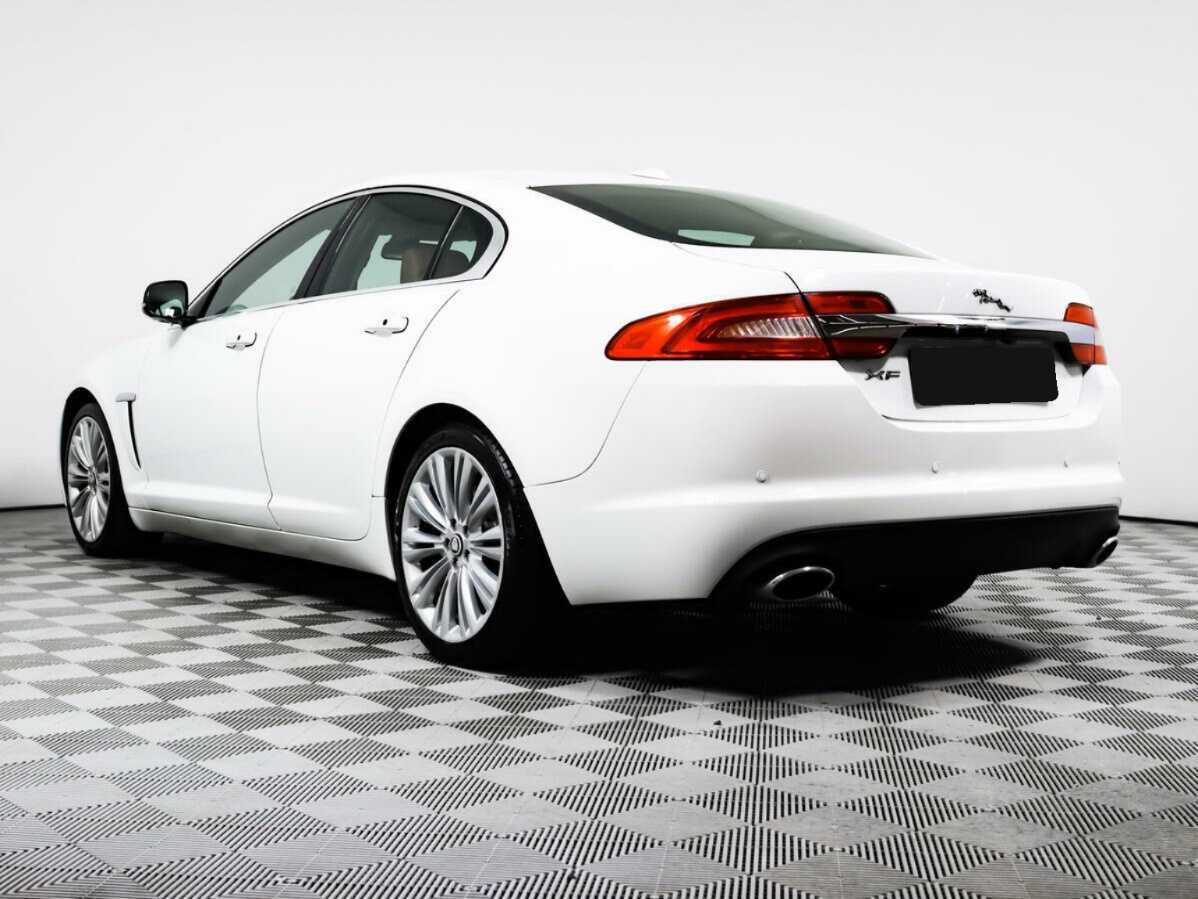 Купить Jaguar XF с пробегом. Фото: #5