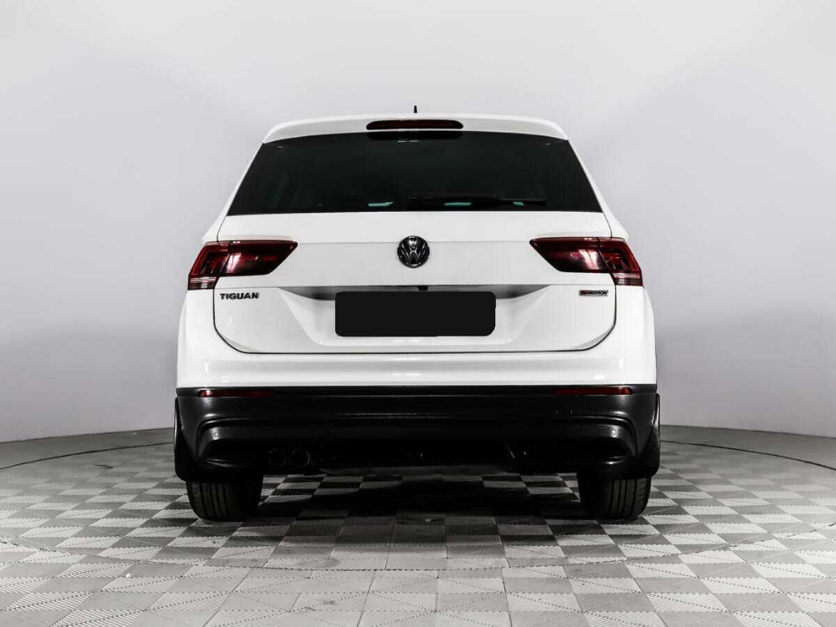 Купить Volkswagen Tiguan с пробегом. Фото: #5