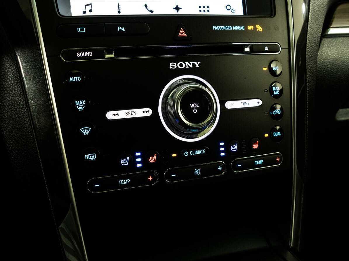 Купить Ford Explorer с пробегом. Фото: #12