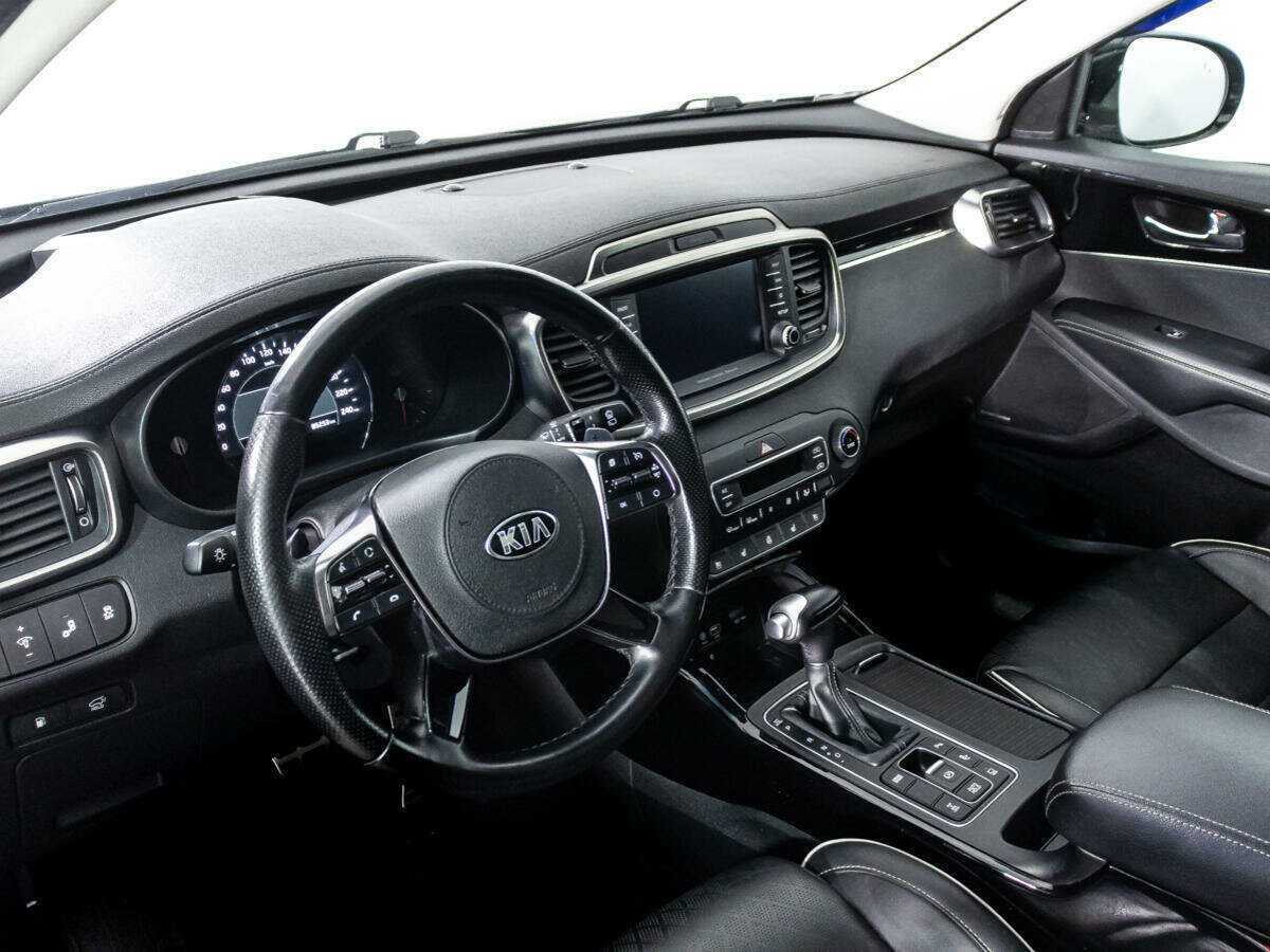 Купить Kia Sorento с пробегом. Фото: #10