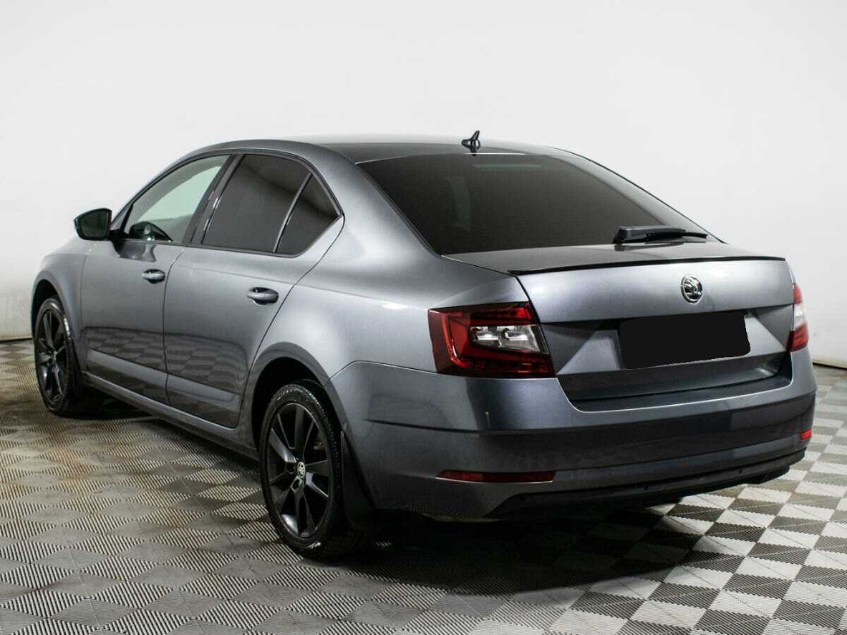 Купить Skoda Octavia с пробегом. Фото: #2