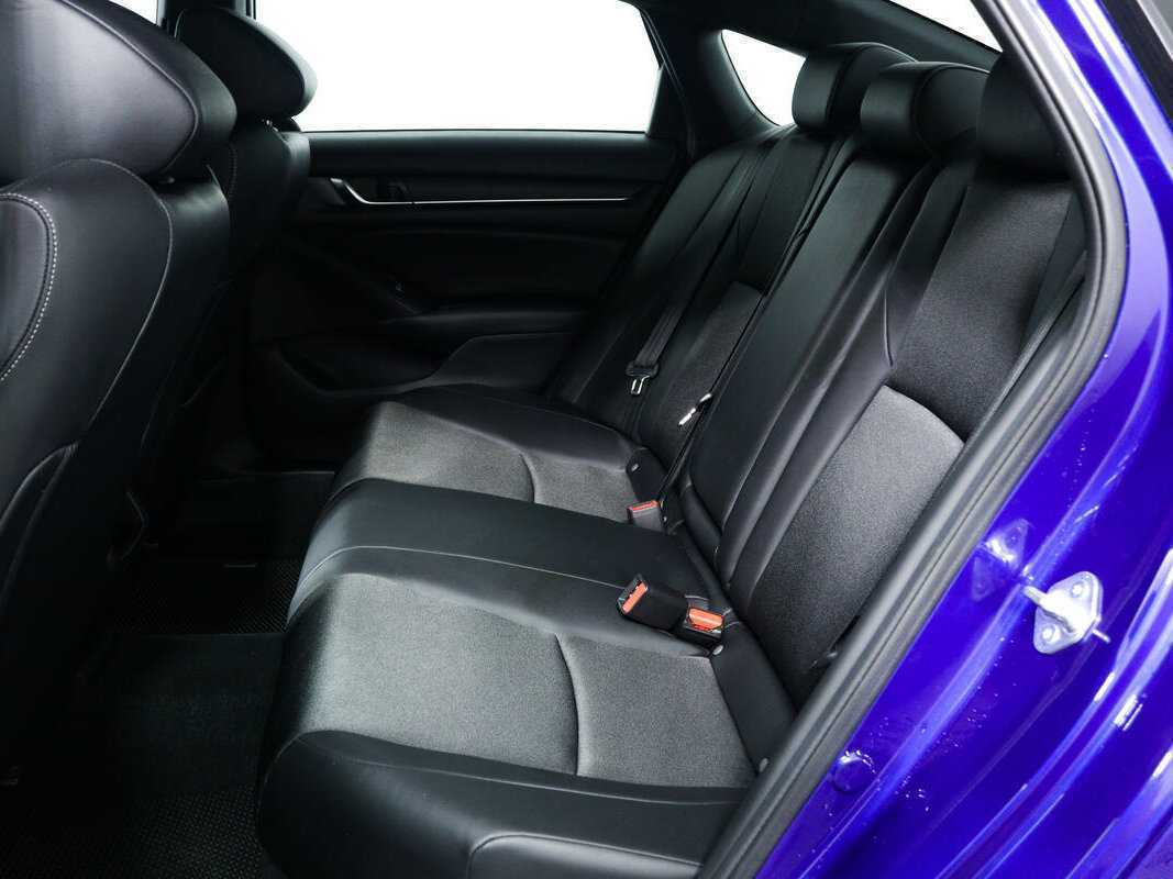Купить Honda Accord с пробегом. Фото: #11
