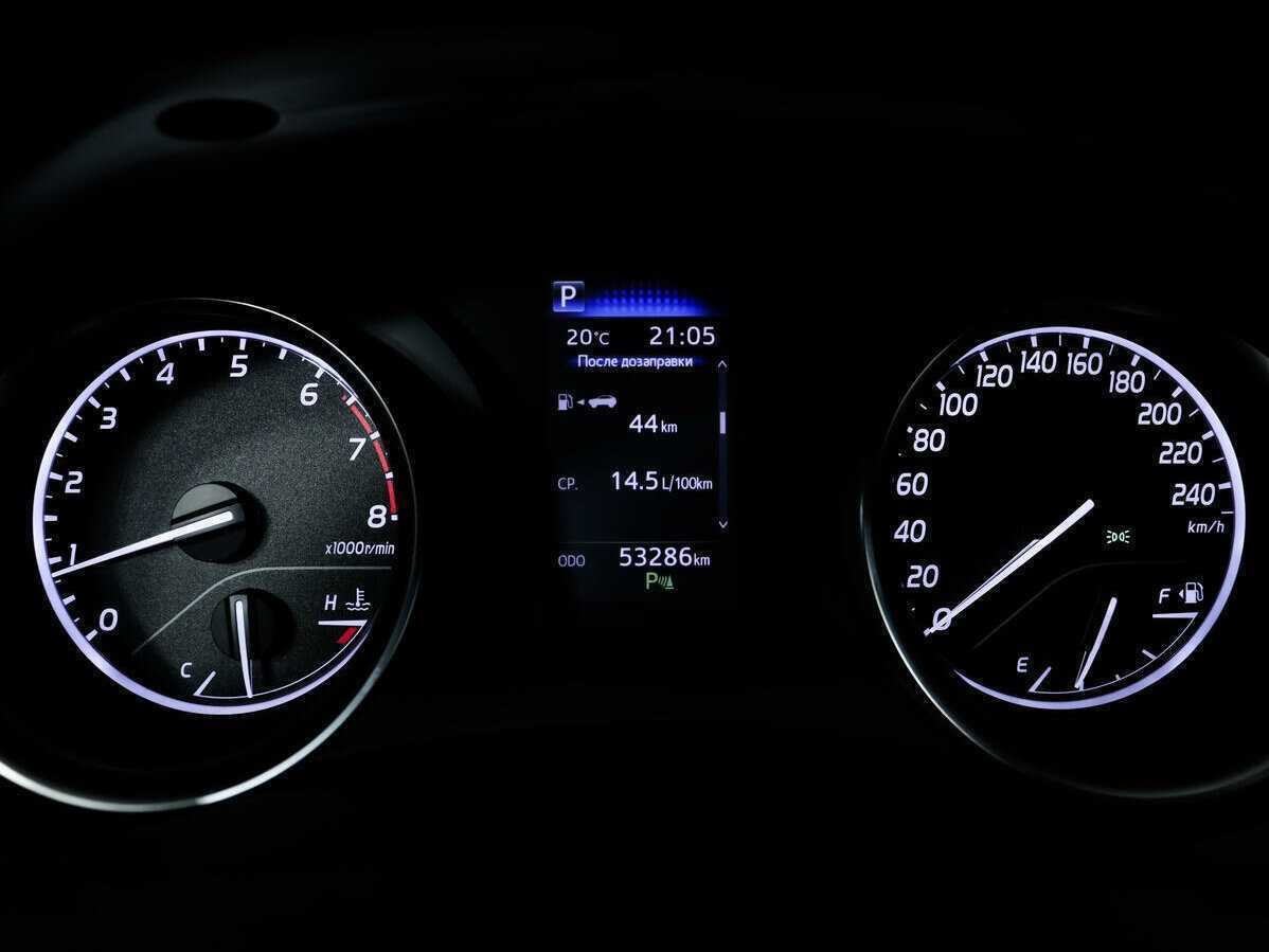 Купить Toyota Camry с пробегом. Фото: #7