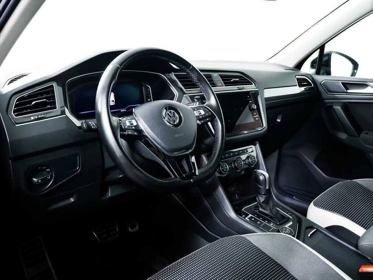 Купить Volkswagen Tiguan с пробегом. Фото: #10