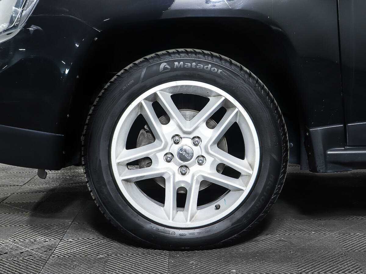 Купить Jeep Compass с пробегом. Фото: #22