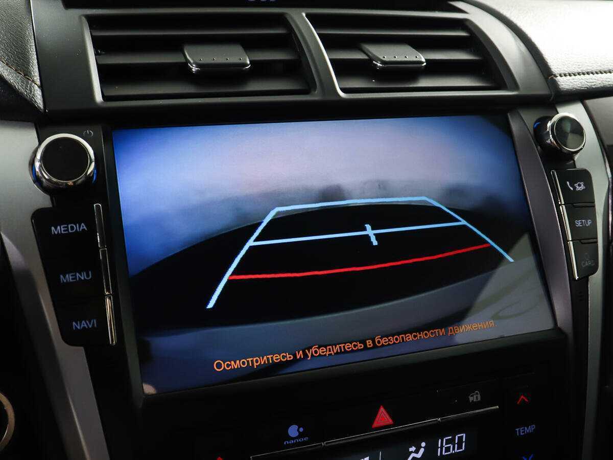 Купить Toyota Camry с пробегом. Фото: #18