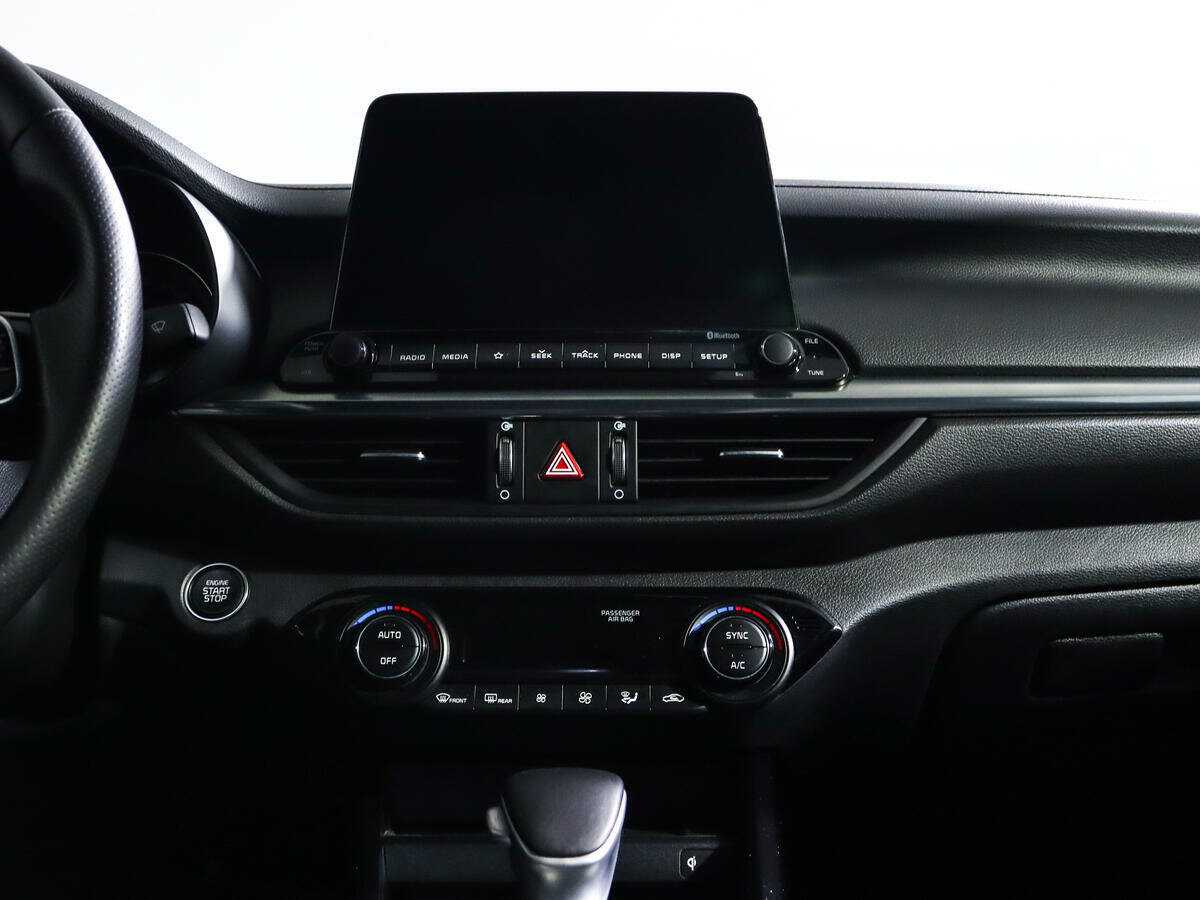 Купить Kia Cerato с пробегом. Фото: #10
